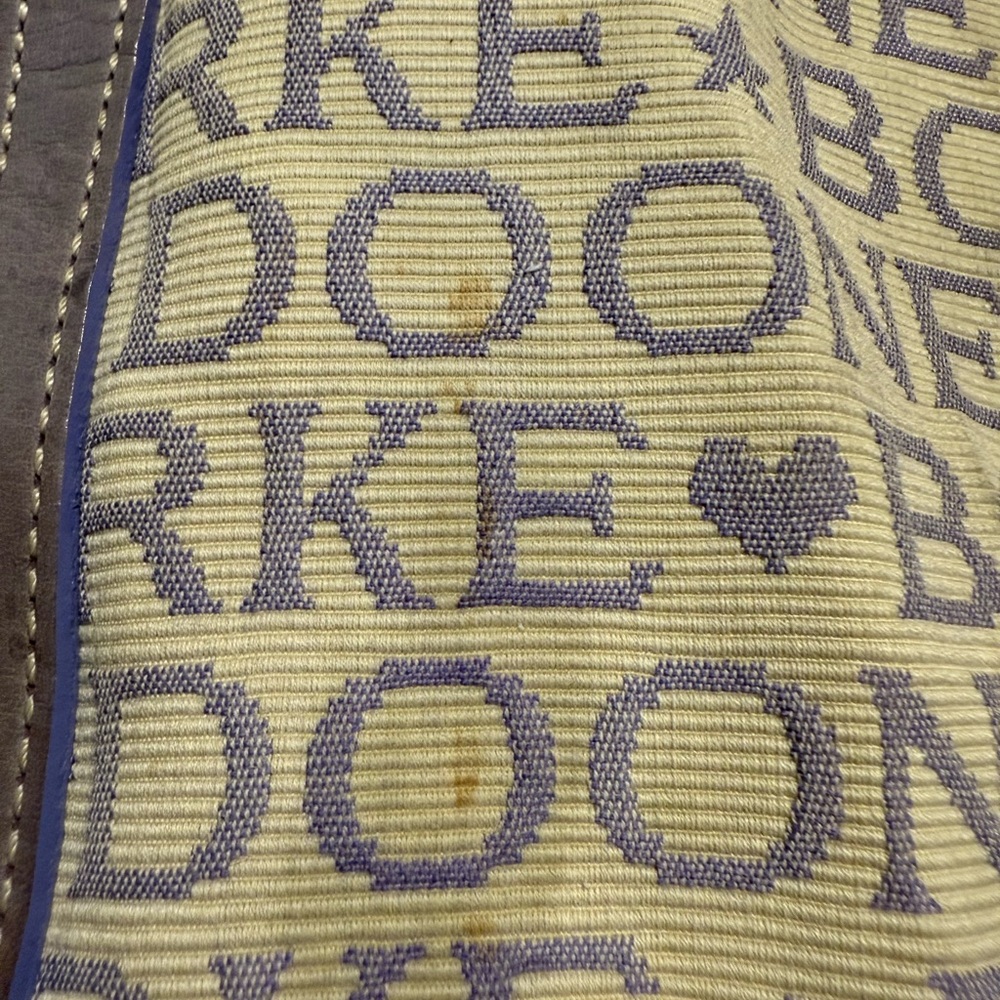 Dooney and Bourke Hobo style purse. Cream w/light purple - Picture 14 of 14